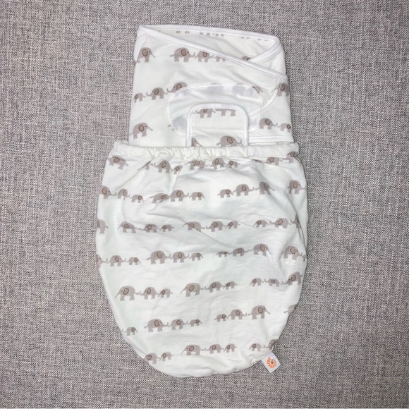 ErgoBaby Original Swaddler in Elephants EUC - Picture 1 of 5